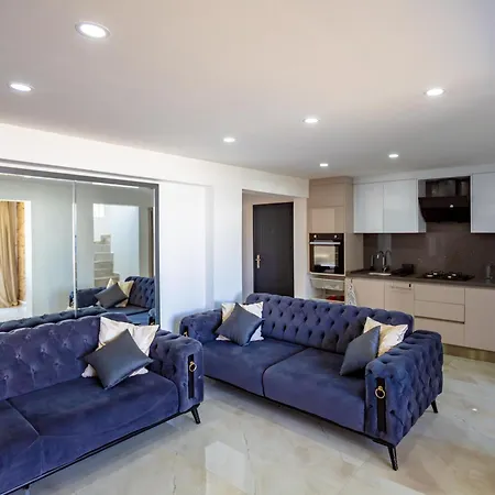 Selvi Villa Cirénia